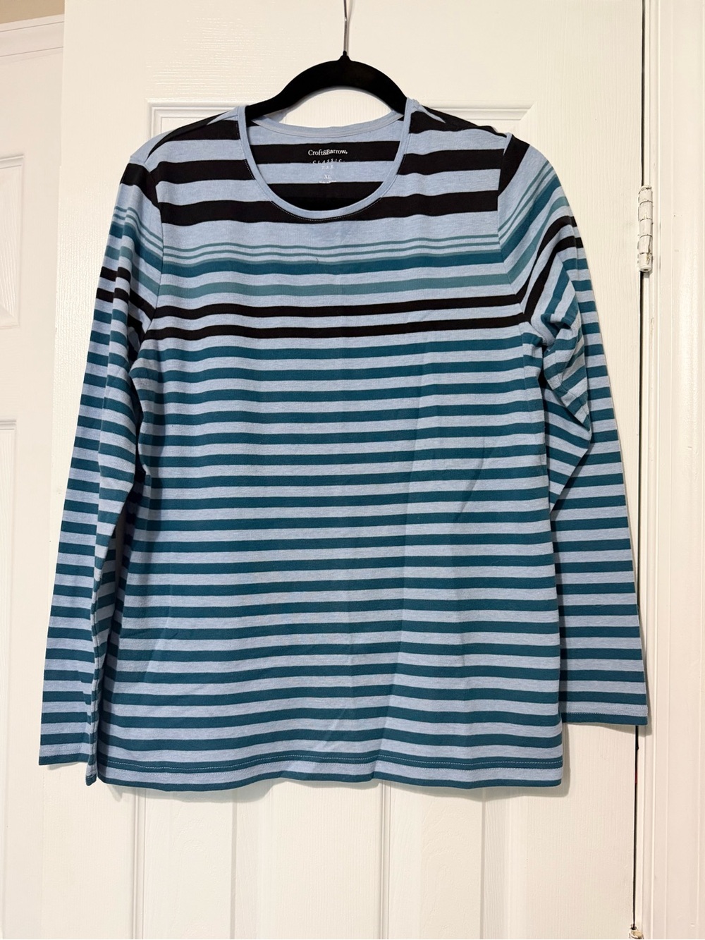 💖3/$15💖 Croft & Barrow Long Sleeved Classic Tee